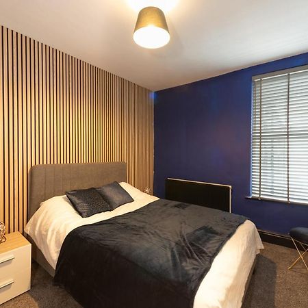 Lovely 2-Bed Apartment In Blackpool Secret House Extérieur photo