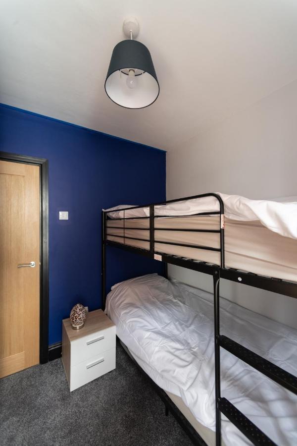 Lovely 2-Bed Apartment In Blackpool Secret House Extérieur photo